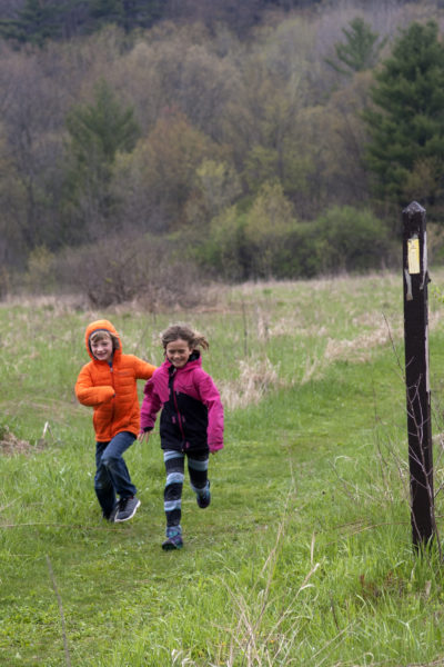 Ice Age Trail Alliance, Ice Age National Scenic Trail, Devil's Lake Segment, Children, Running